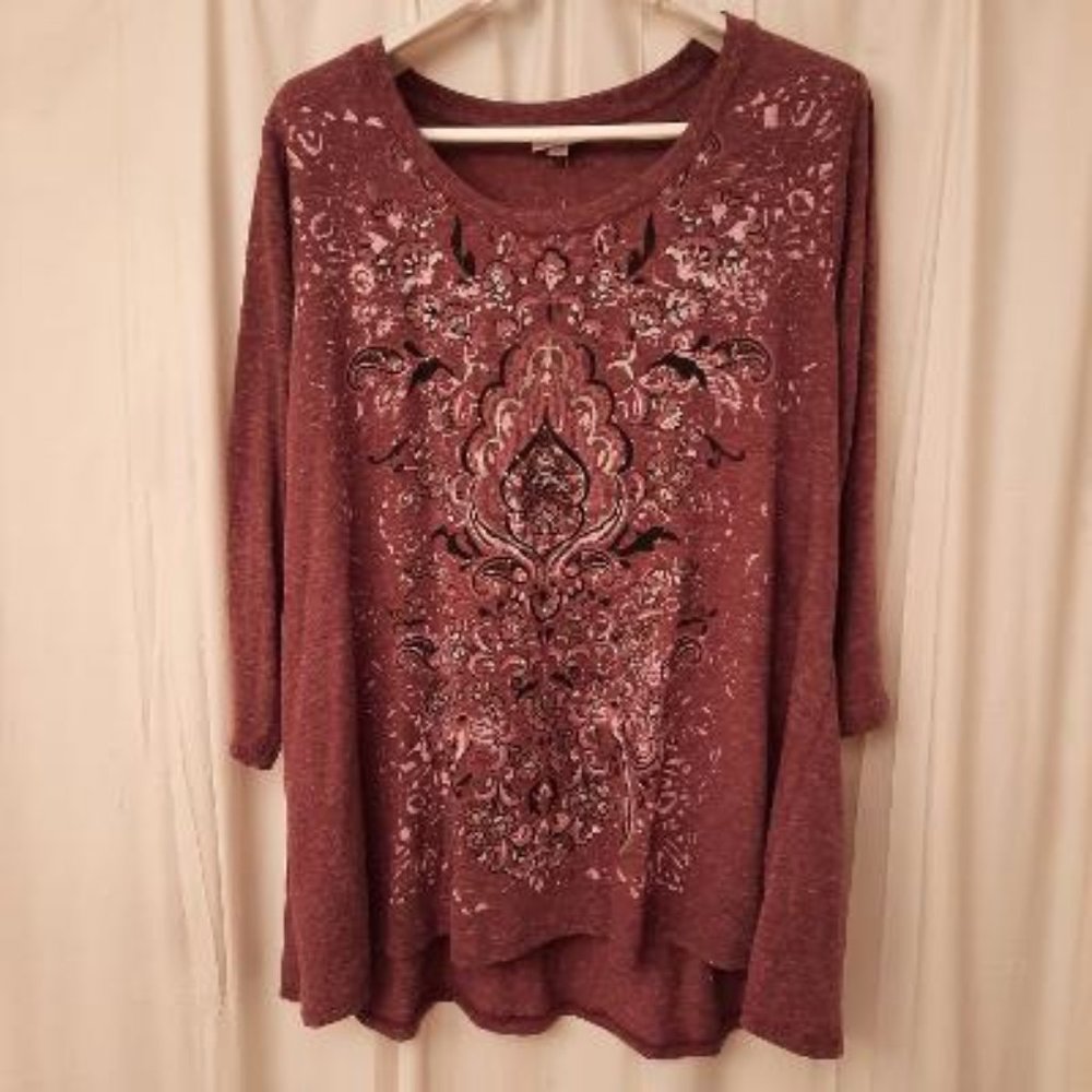 Avenue Embellished Heather Maroon Tee NWT 1X